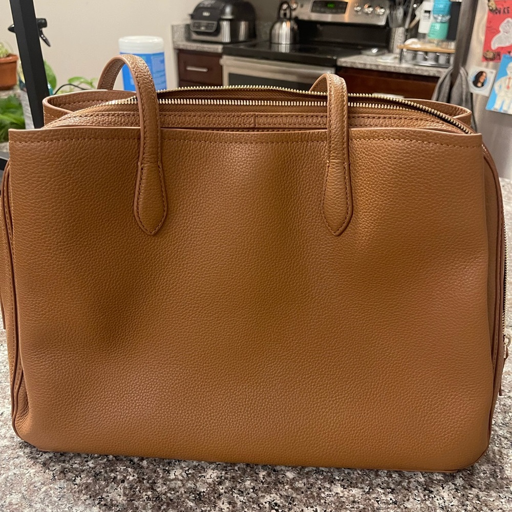 LIKE NEW* Quince Italian Leather Triple Compartment Work Tote